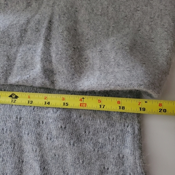 Alexandra Bartlett Petite Angora Rabbit hair Lambs Wool Turtleneck Size PXL - Picture 11 of 12
